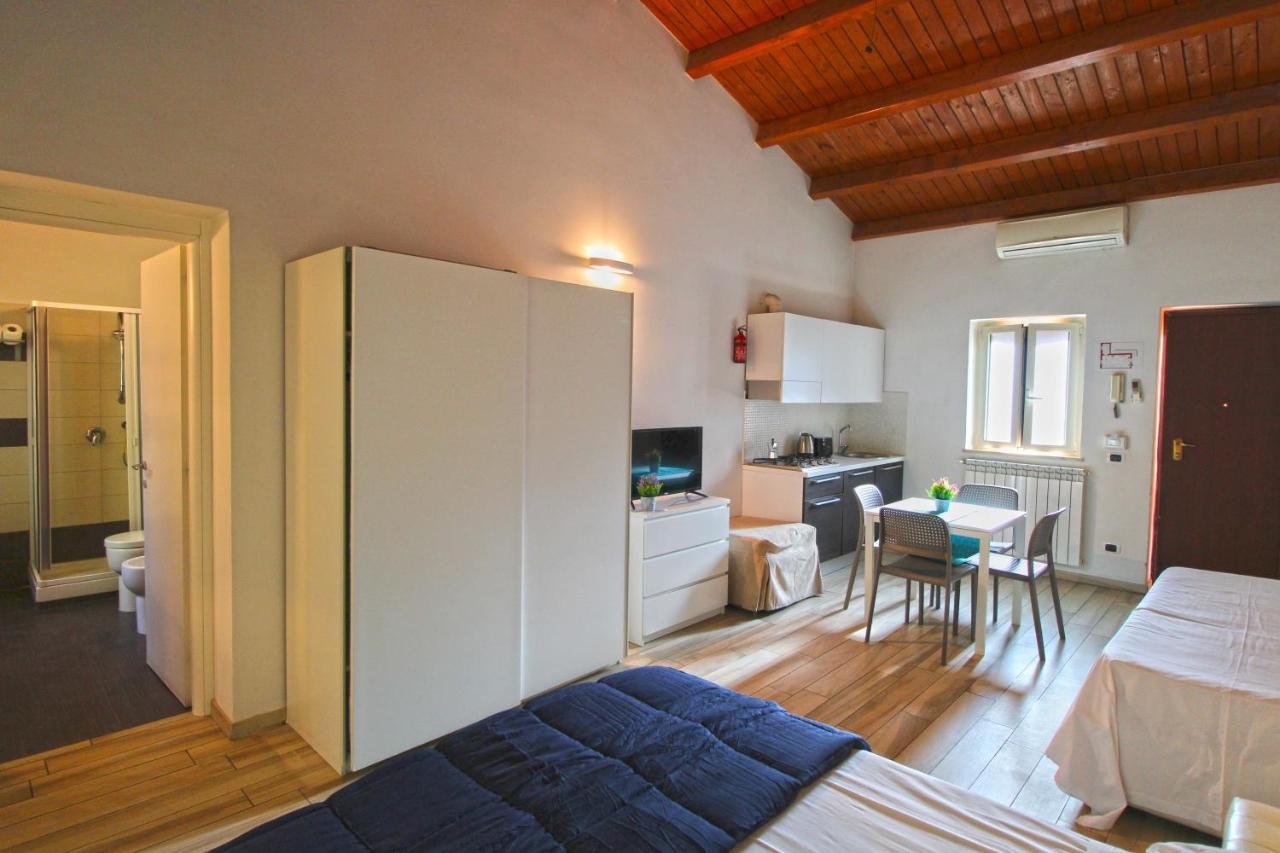 רומא Dalmati House San Lorenzo מראה חיצוני תמונה