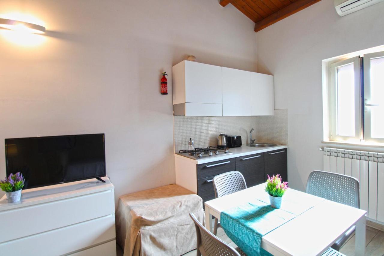 רומא Dalmati House San Lorenzo מראה חיצוני תמונה
