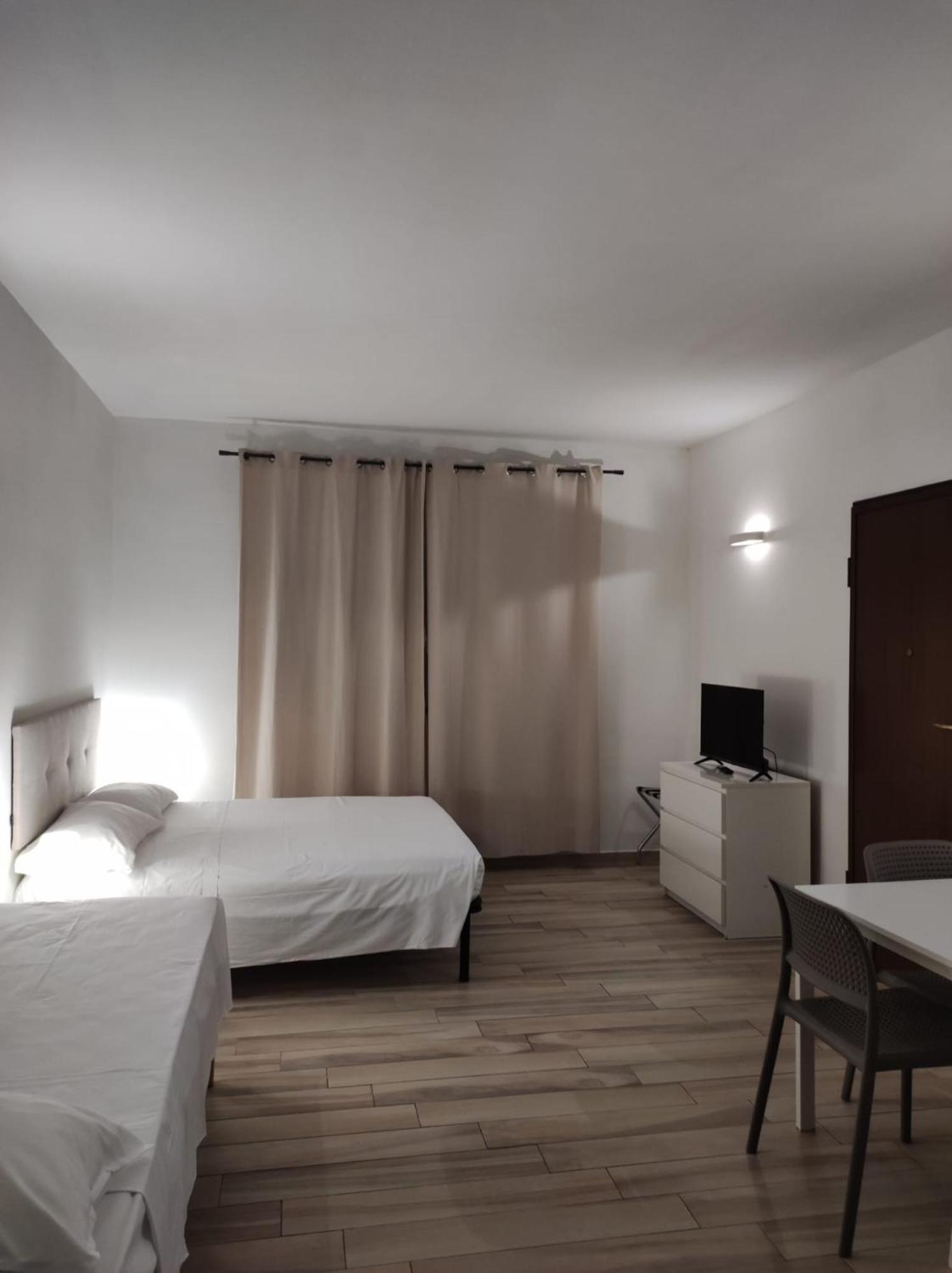 רומא Dalmati House San Lorenzo מראה חיצוני תמונה